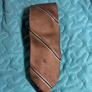 Dior Elegant Brown Tie with Stripes